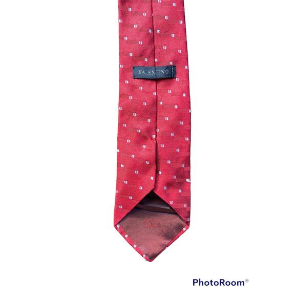 VALENTINO 100% Silk Made in Italy Red Woven Tie Red  Speckles Rare Logo Print - Picture 6 of 7